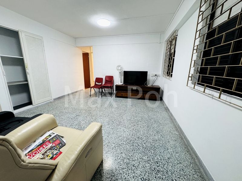 4 Room (4STD) HDB for Sale in  104 Henderson Crescent - Image 1