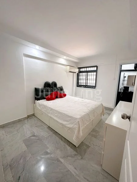 Master Room (HDB) for Rent in 346 Ang Mo Kio Avenue 3 - Image 2
