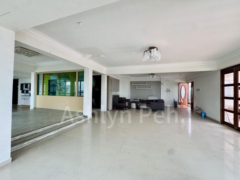 6 Bed Condo for Sale in Bedok Court - Image 11