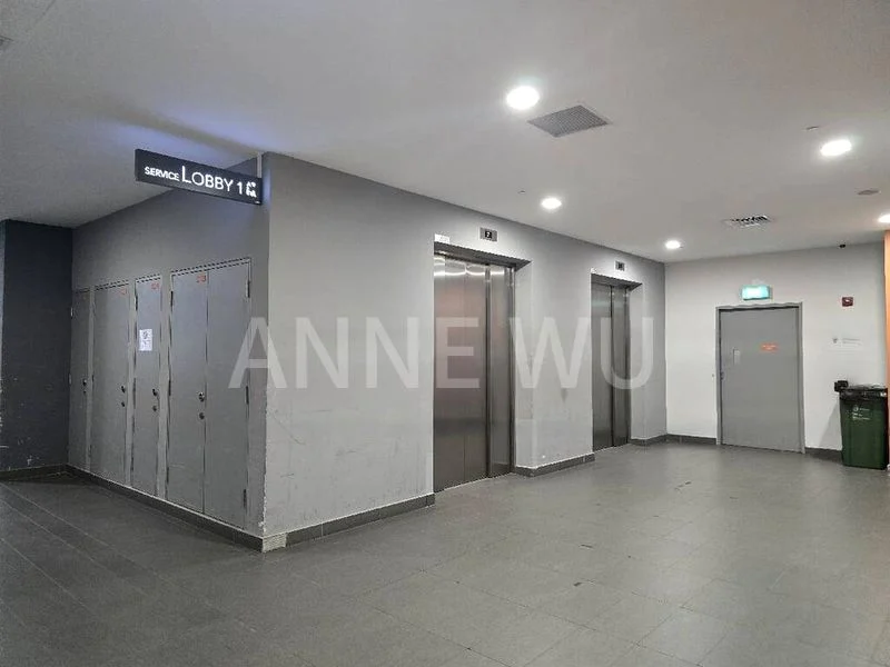 Light Industrial (B1) for Rent: Nordcom II - Image 2