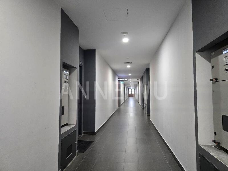 Light Industrial (B1) for Rent: Nordcom II - Image 3