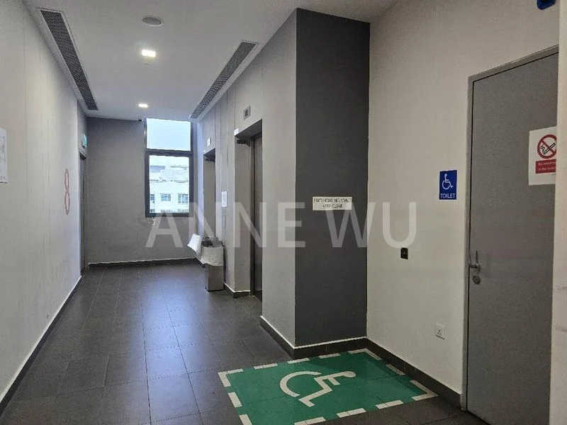 Light Industrial (B1) for Rent: Nordcom II - Image 1