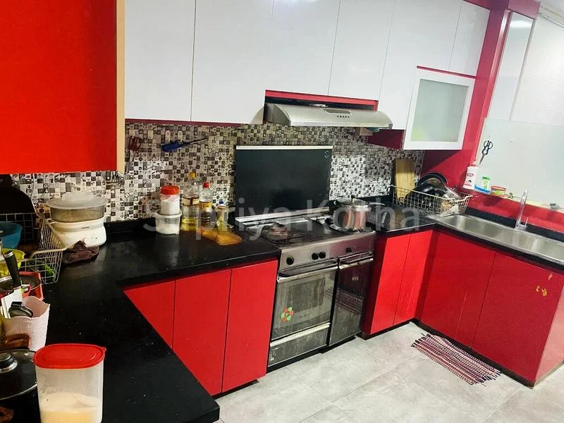 5 Room (5A) HDB for Rent in  312 Jurong East Street 32 - Image 1