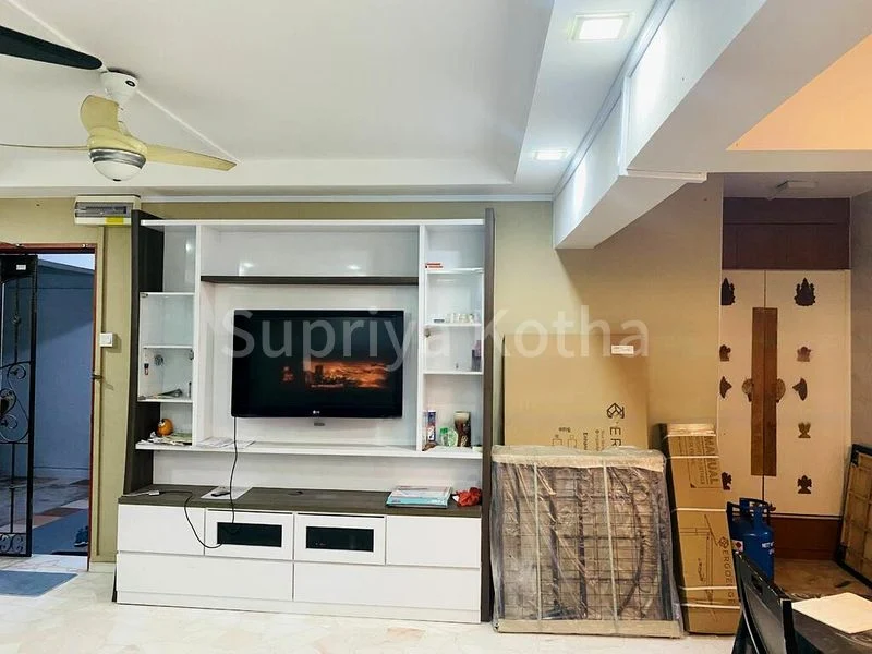 5 Room (5A) HDB for Rent in  312 Jurong East Street 32 - Image 2