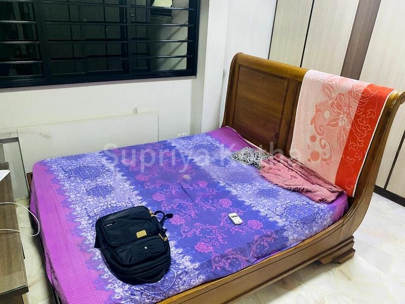 5 Room (5A) HDB for Rent in  312 Jurong East Street 32 - Image 4