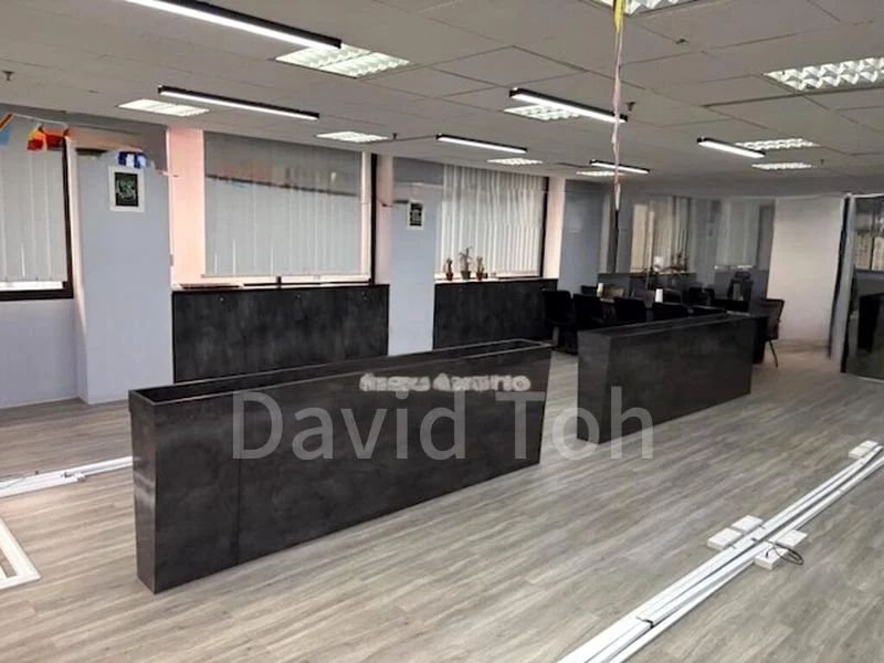 Office for Rent: Bright, Fitted Office at Raffles Place - Image 5