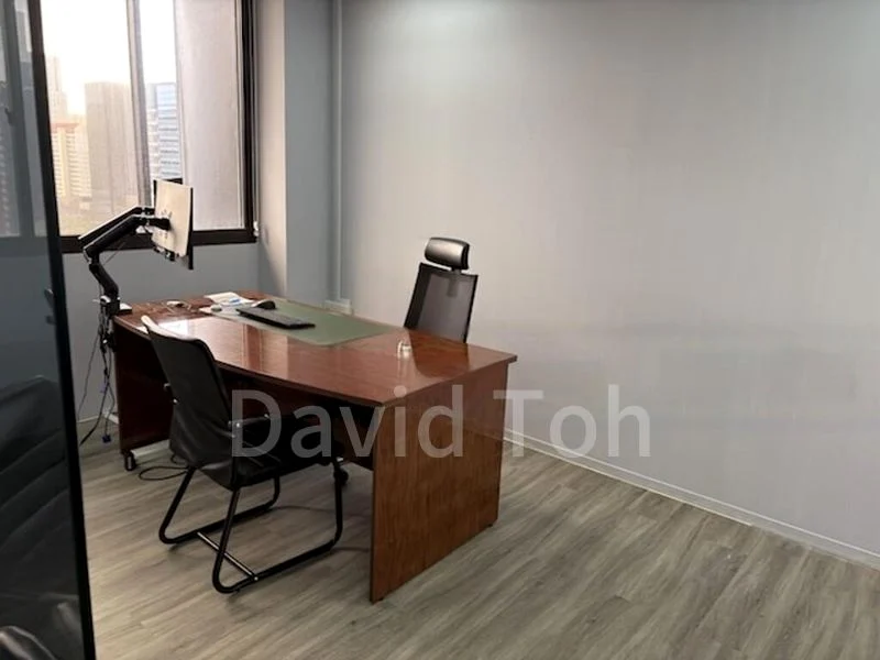 Office for Rent: Bright, Fitted Office at Raffles Place - Image 4