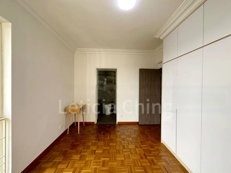 2 Bed Condo for Sale in  Bullion Park - Image 8