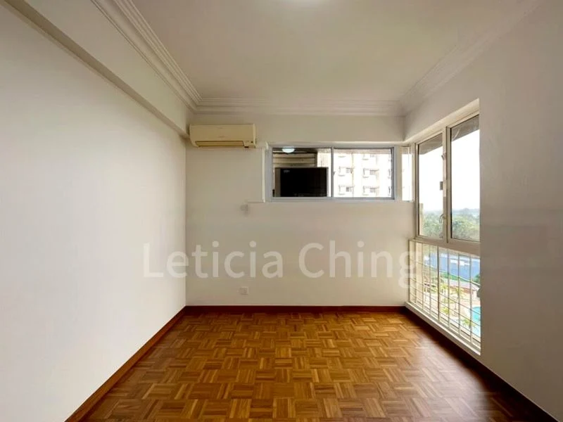 2 Bed Condo for Sale in  Bullion Park - Image 5