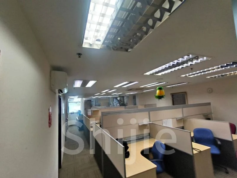 Light Industrial (B1) for Rent: Vertex - 1, 2 & 3 Bed Shops at 123 Main Street Complex - Image 5