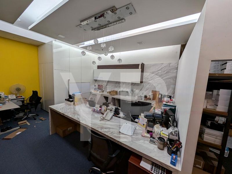 Light Industrial (B1) for Rent: One Pemimpin - Image 6