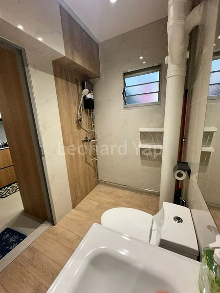 Common Room (HDB) for Rent in  484A Choa Chu Kang Avenue 5 - Image 4