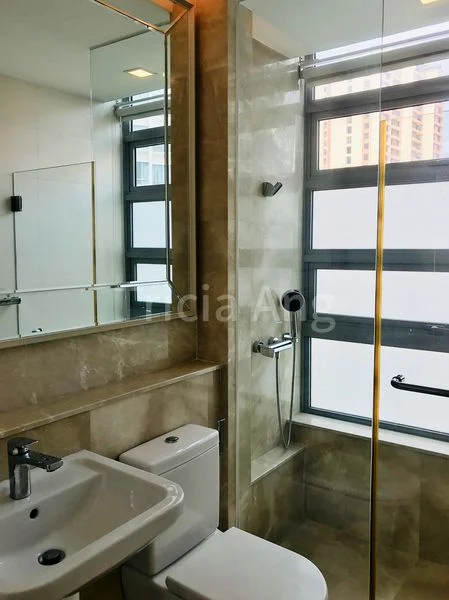 3 Bed Condo for Rent in  The Trillium - Image 4