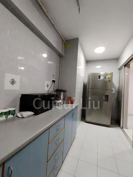 4 Room (4I) HDB for Rent in  657B Jurong West Street 65 - Image 4