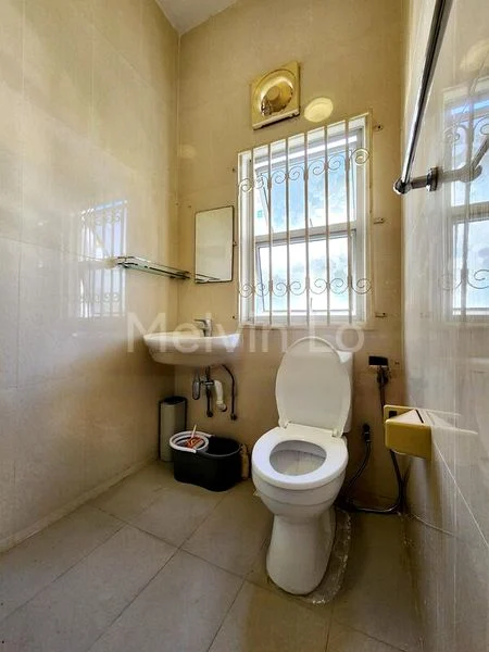 4 Bed Semi-Detached House (Landed) for Rent in  Toh Yi Road - Image 2