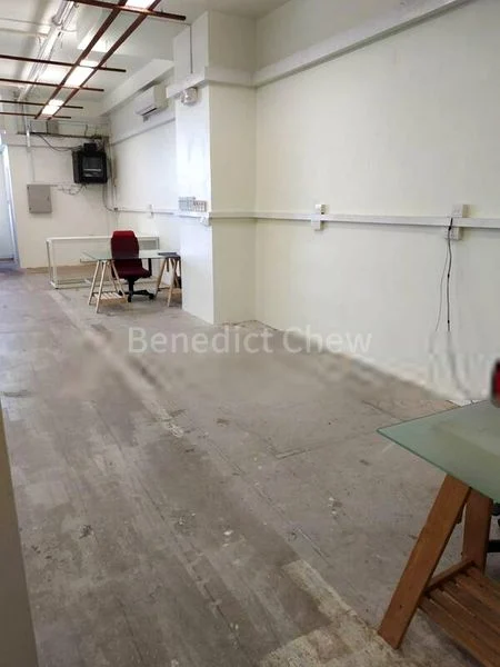 Light Industrial (B1) for Sale: Tradehub 21 - Image 1