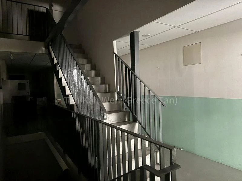 Light Industrial (B1) for Rent: 9 @ Tagore - Image 11