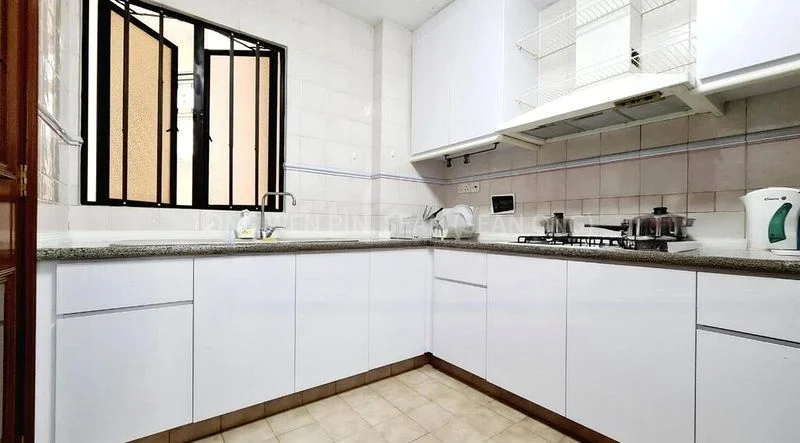 Master Room (Condo) for Rent in  Dover Parkview - Image 6