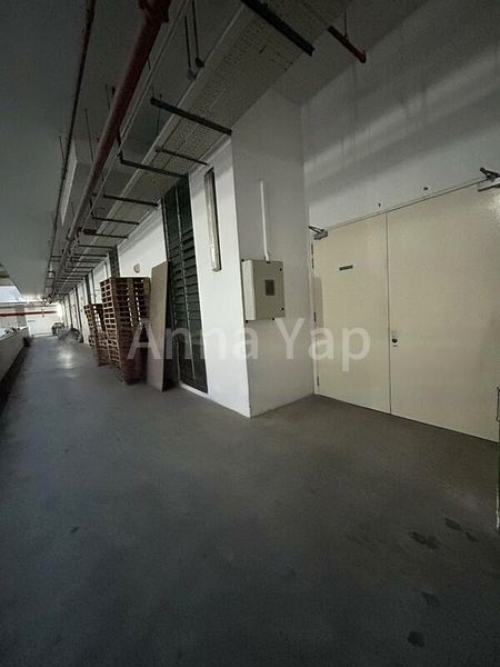 Factory / Workshop (B2) for Rent: 18 Tai Seng - Image 1