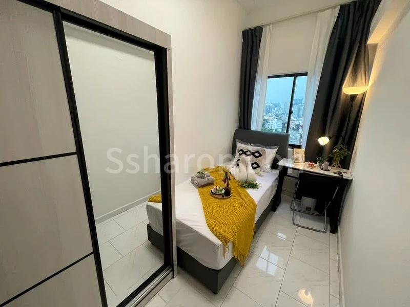 Common Room (Condo) for Rent in  Textile Centre - Image 1