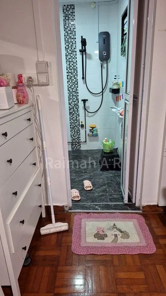 Master Room (HDB) for Rent in  135 Bedok Reservoir Road - Image 5