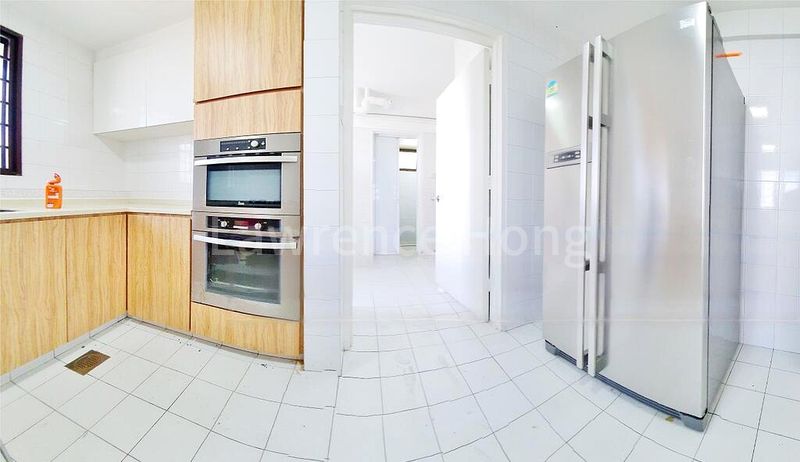 4 Bed Condo for Rent in  Parkway View - Image 12