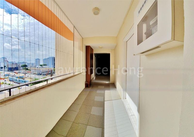 4 Bed Condo for Rent in  Parkway View - Image 17