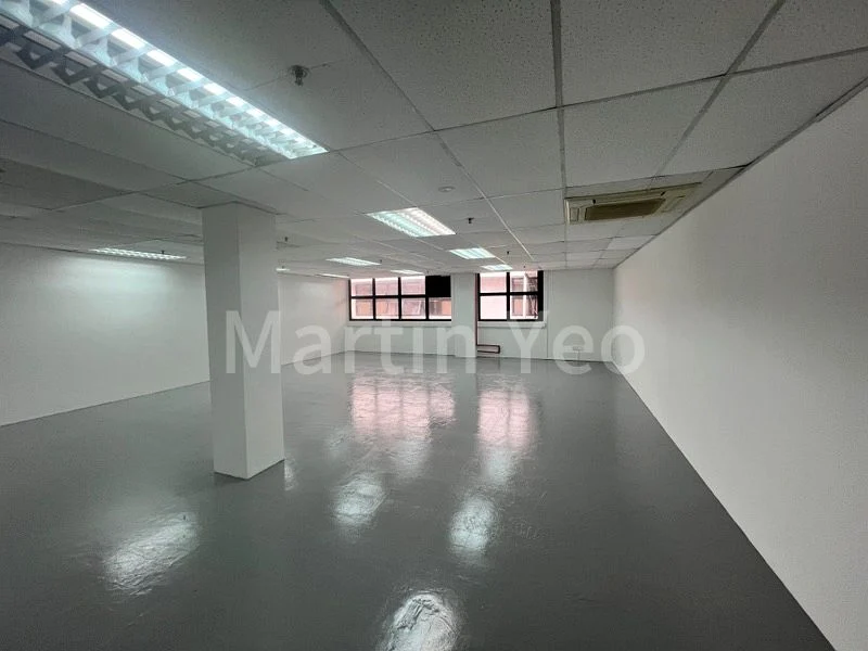 Office for Sale in Manhattan House - Image 6