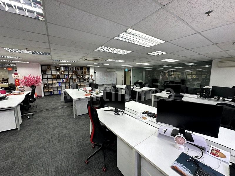 Office for Sale in Manhattan House - Image 7