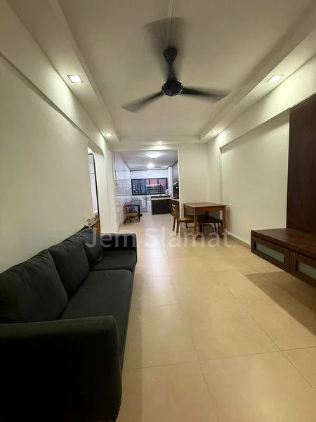 3 Room (3NG) HDB for Rent in  803 Tampines Avenue 4 - Image 4