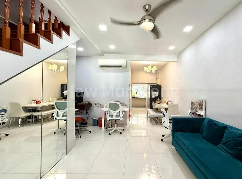 3 Bed Terraced House (Landed) for Sale in  Thomson Garden Estate - Image 10