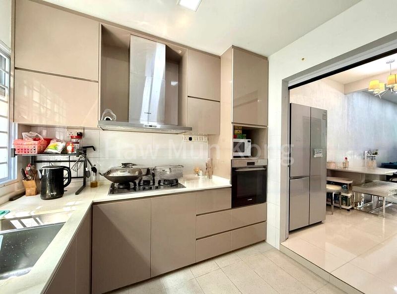 3 Bed Terraced House (Landed) for Sale in  Thomson Garden Estate - Image 13