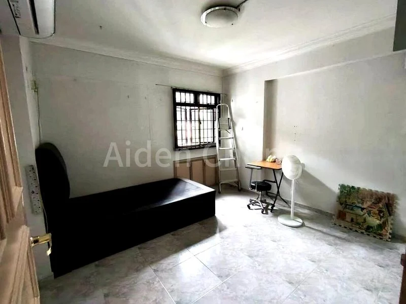 Common Room (HDB) for Rent in  724 Woodlands Avenue 6 - Image 1