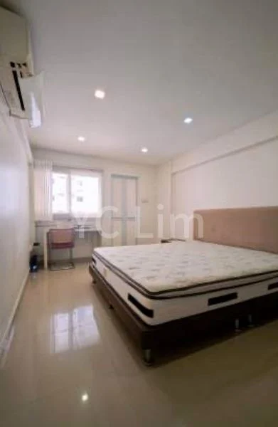 Common Room (HDB) for Rent in  234 Tampines Street 21 - Image 1