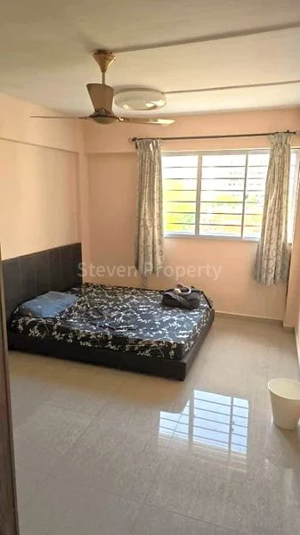 Common Room (HDB) for Rent in  511 West Coast Drive - Image 1