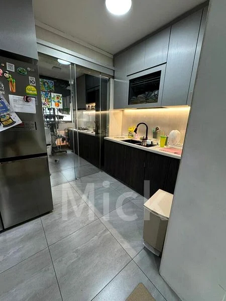 Executive HDB for Sale in  290B Bukit Batok Street 24 - Image 15