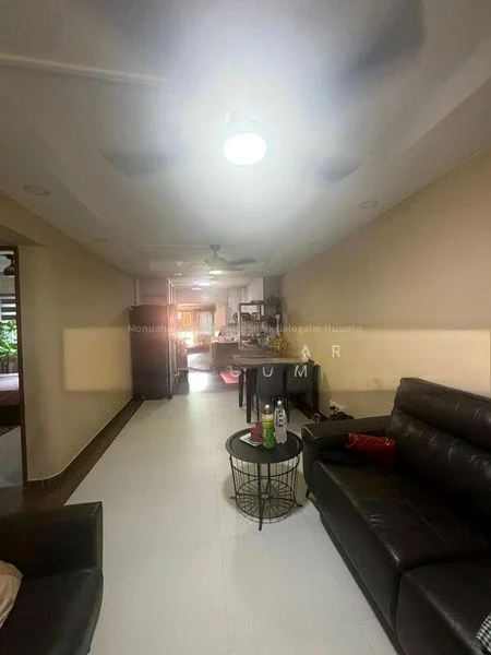 3 Room (3A) HDB for Rent in  672 Hougang Avenue 8 - Image 1