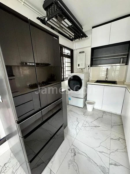 5 Room (5I) HDB for Rent in  700C Ang Mo Kio Avenue 6 - Image 3