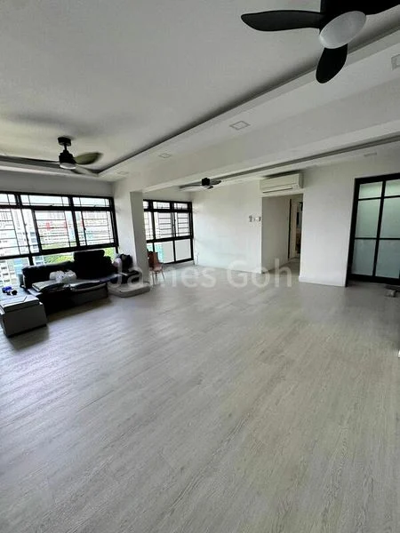 5 Room (5I) HDB for Rent in  700C Ang Mo Kio Avenue 6 - Image 2