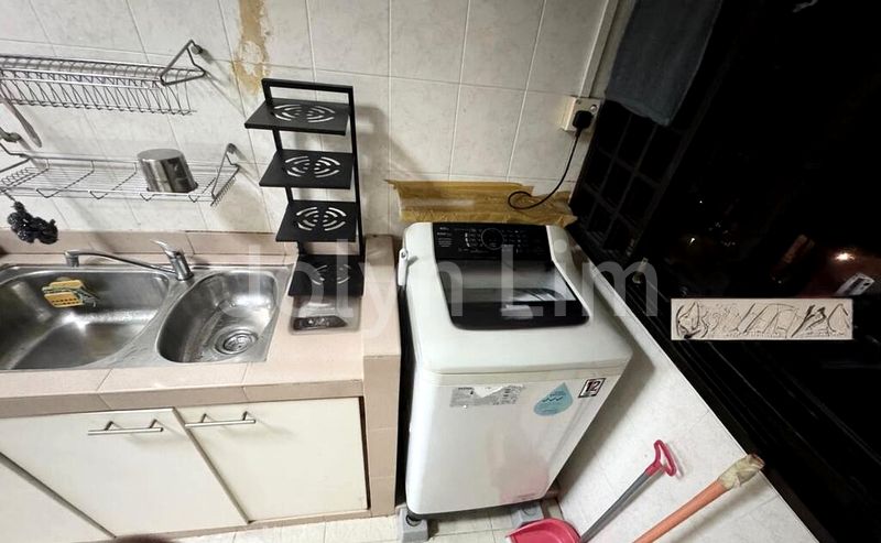 3 Room (3I) HDB for Rent in  53 Sims Place - Image 9