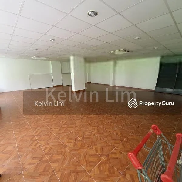 Shop / Shophouse for Sale: Acacia Court - Image 2