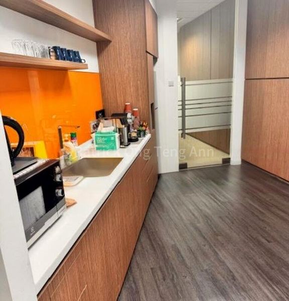 Office for Rent: Ocean Financial Centre - Image 6