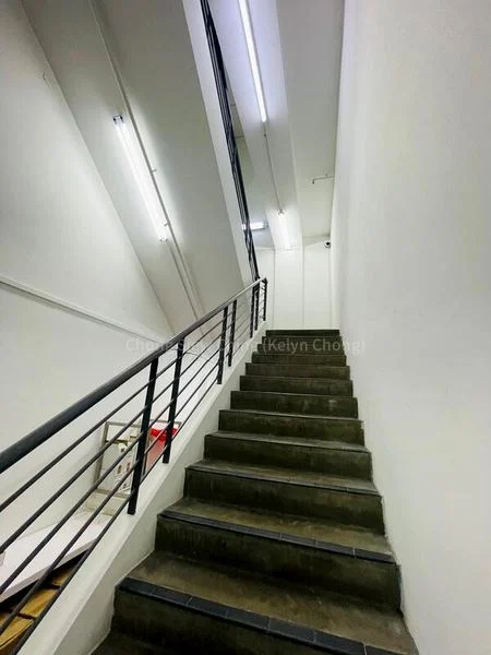 Light Industrial (B1) for Rent: Focus One - Image 10