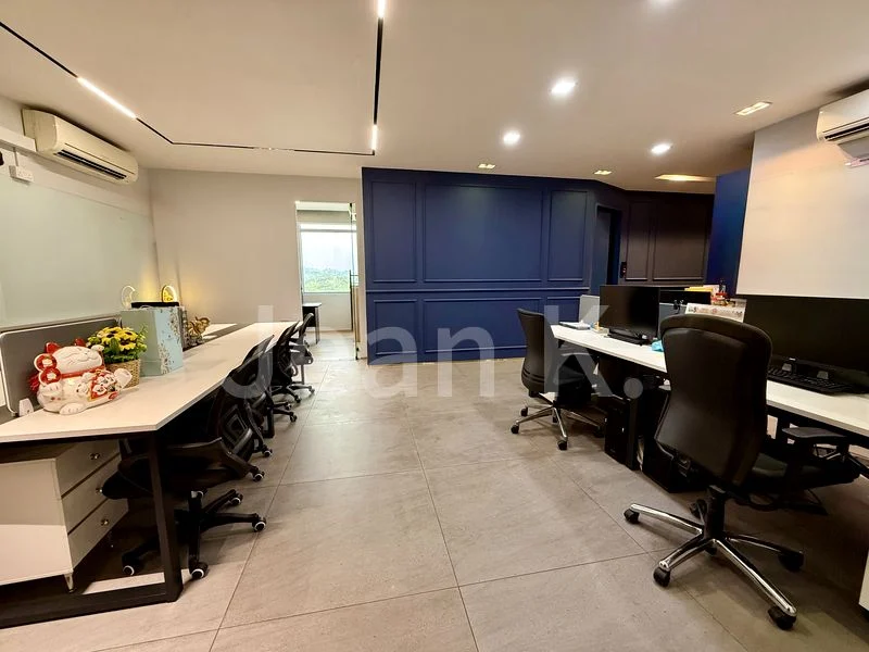 Light Industrial (B1) for Sale in  WCEGA Plaza - Image 4