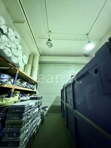 Light Industrial (B1) for Sale in  WCEGA Plaza - Image 2