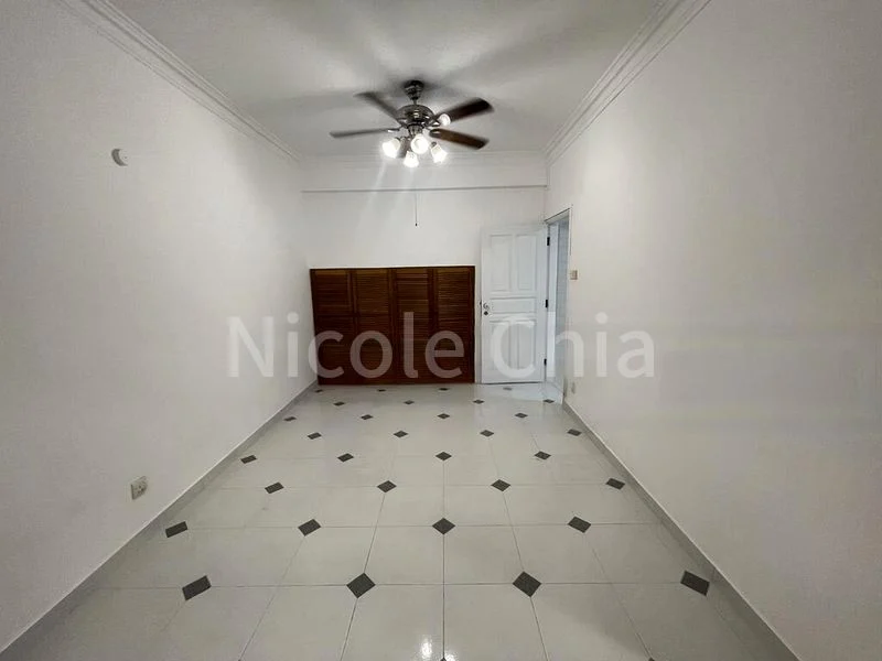 4 Bed Semi-Detached House (Landed) for Rent in  Washington Villa - Image 6