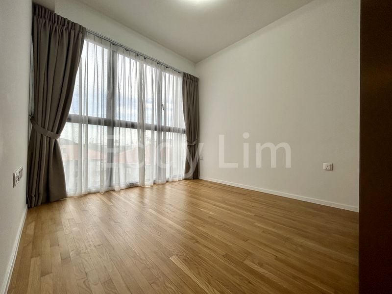 2 Bed Condo for Sale in  Avenue South Residence - Image 12