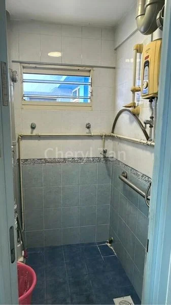 3 Room (3I) HDB for Rent in  34 Whampoa West - Image 2