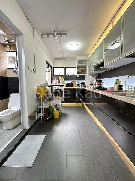 5 Room (5I) HDB for Sale in 290A Compassvale Crescent - Image 4