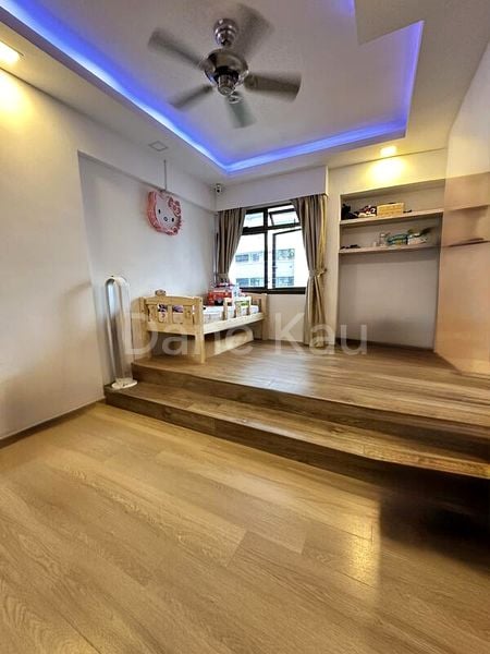 5 Room (5I) HDB for Sale in 290A Compassvale Crescent - Image 6